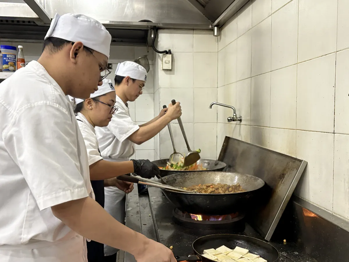 Guang Ming College Culinary Interns Complete Summer Plant-based Cooking Program at Fo Guang Shan